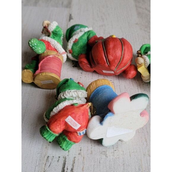 Enesco sewing pin needle thread Santa Claus figurine ornaments set Xmas 1983 - Picture 12 of 13